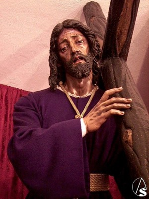 La imagen de Nuestro Padre Jess de la pasin es obra del escultor Luis lvarez Duarte, realizado y bendecido en 1990 