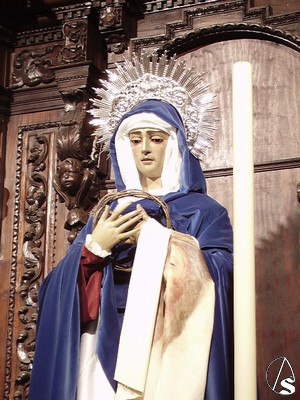 En la cuaresma de 2006 la Soledad fue vestida de hebrea tomando como modelo una antigua foto de la Virgen del Valle de Sevilla 